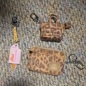 VS PINK Leopard Print Keychain Set